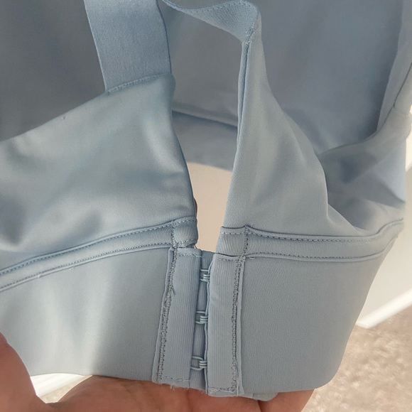 Fabletics All Day Every Day Bra - Picture 3 of 9